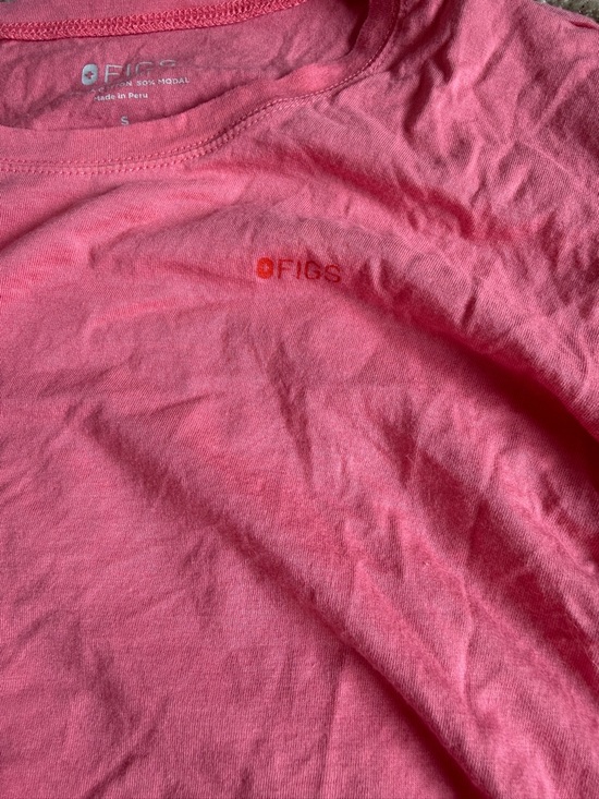 Figs Long Sleeve Tee in Pink with Red Graphic - Picture 5 of 5